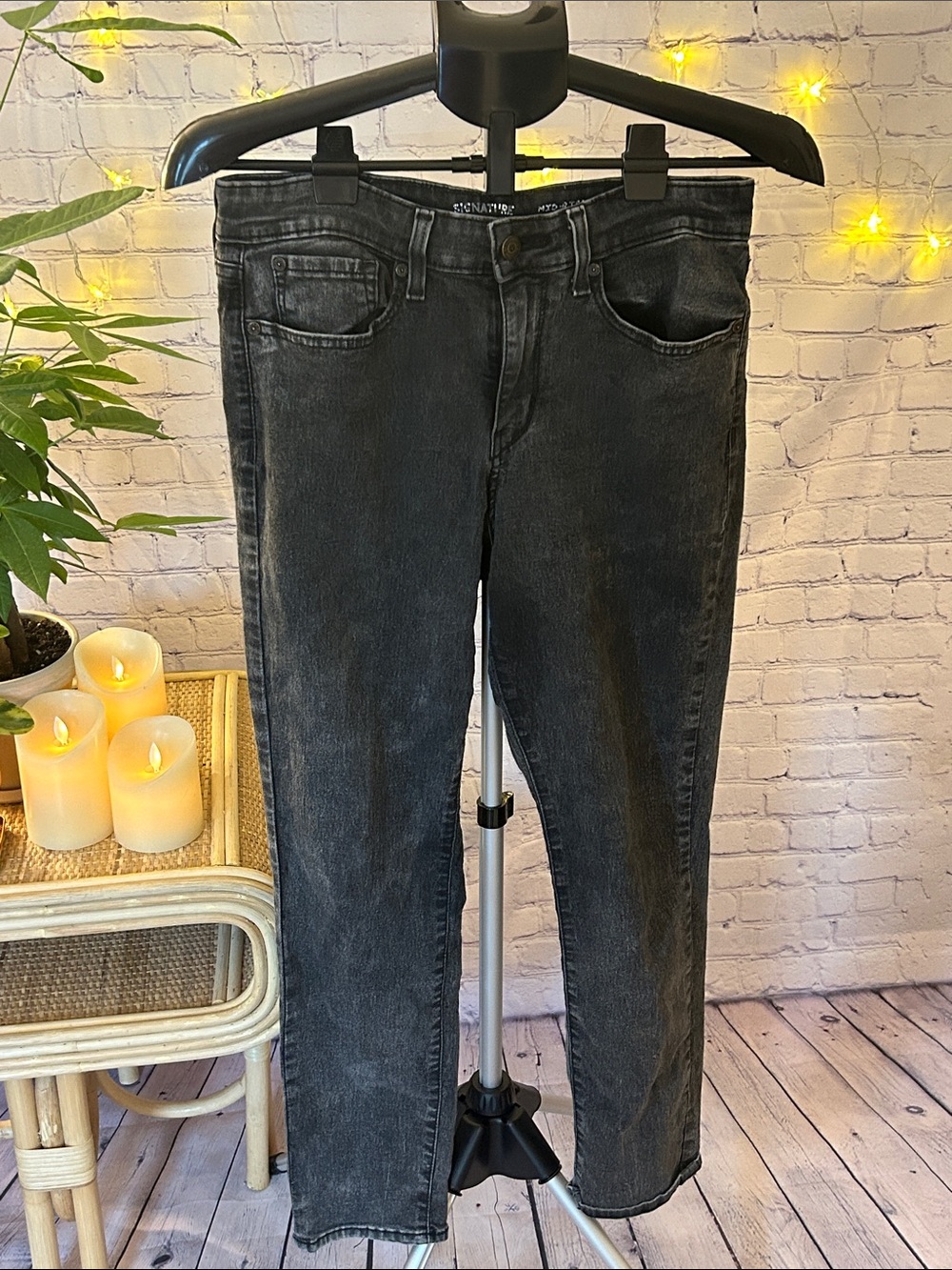 Signature by Levi Strauss Charcoal Black Denim Women’s Jeans Size 10